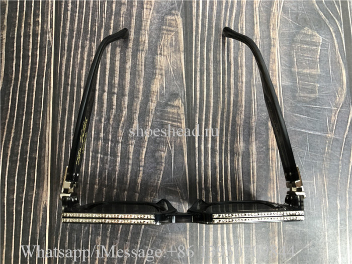 Louis Vuitton Sunglasses 23