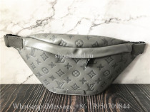 Original Louis Vuitton Discovery Bumbag M46108