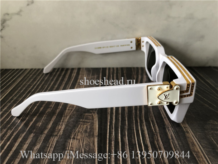 Louis Vuitton Sunglasses 24