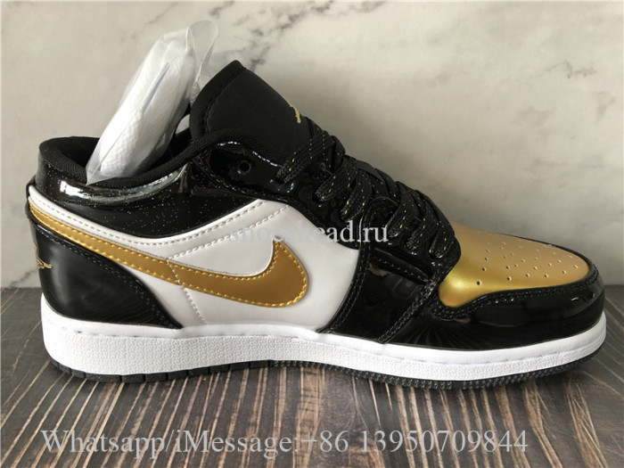 Air Jordan 1 Low  SE Metallic Gold Toe