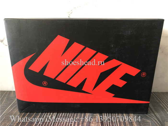 Air Jordan 1 Retro High Black Metallic Gold