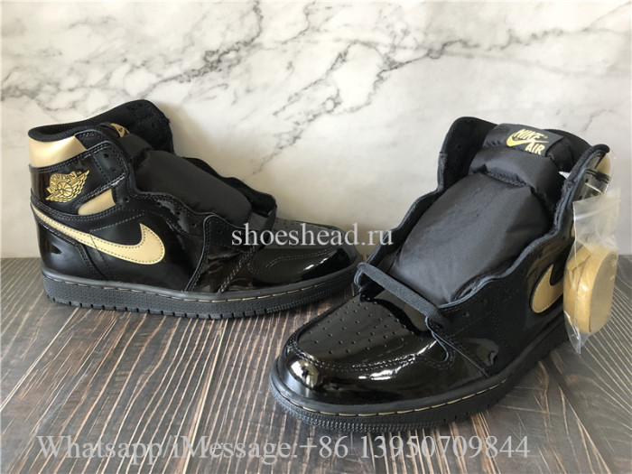 Air Jordan 1 Retro High Black Metallic Gold