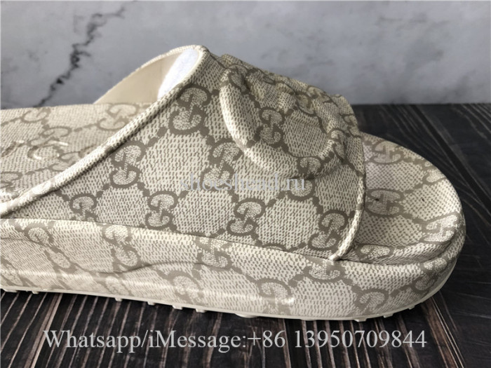 Gucci Slide Sandal With Interlocking G