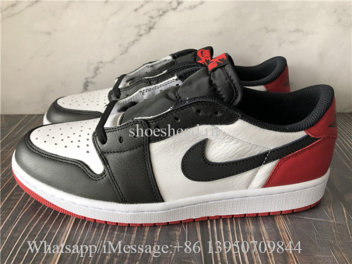 Air Jordan 1 Low OG Black Toe