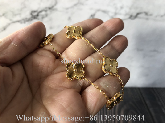 Van Cleef & Arpels Vintage Alhambra Bracelet 02