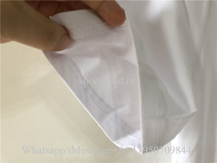 Off White Tee Shirt With Pink Logo