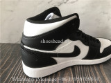 Air Jordan 1  Mid Panda