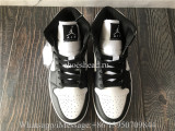 Air Jordan 1  Mid Panda