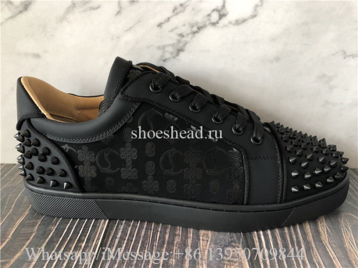Christian Louboutin Low Top Sneaker Black