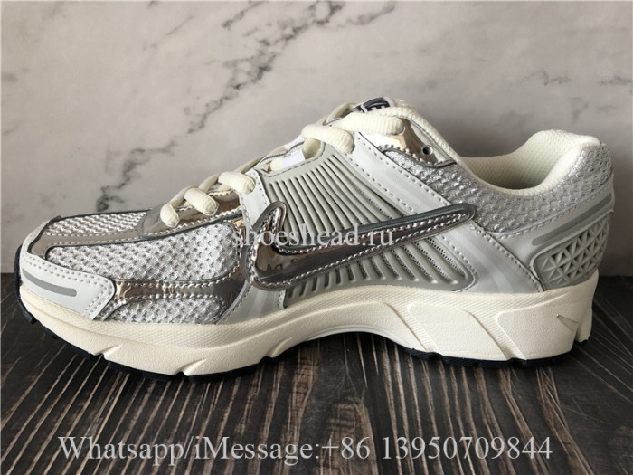 Nike Zoom Vomero 5 Photon Dust Metallic Silver