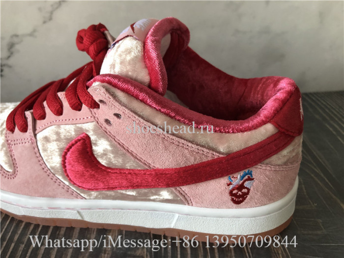 Nike SB Dunk Low Pro QS Valentine's Day Strangelove