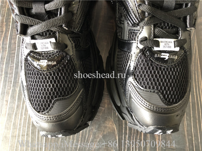 Balenciaga 700 Trainer Triple Black