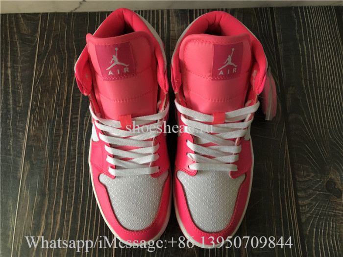 Air Jordan 1 Mid Hyper Pink