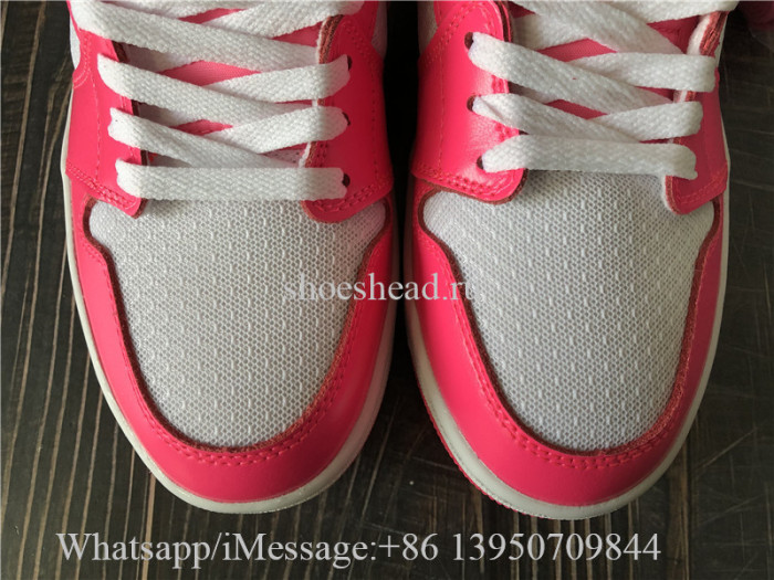 Air Jordan 1 Mid Hyper Pink