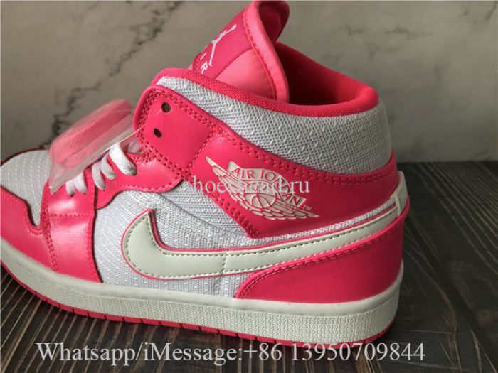 Air Jordan 1 Mid Hyper Pink