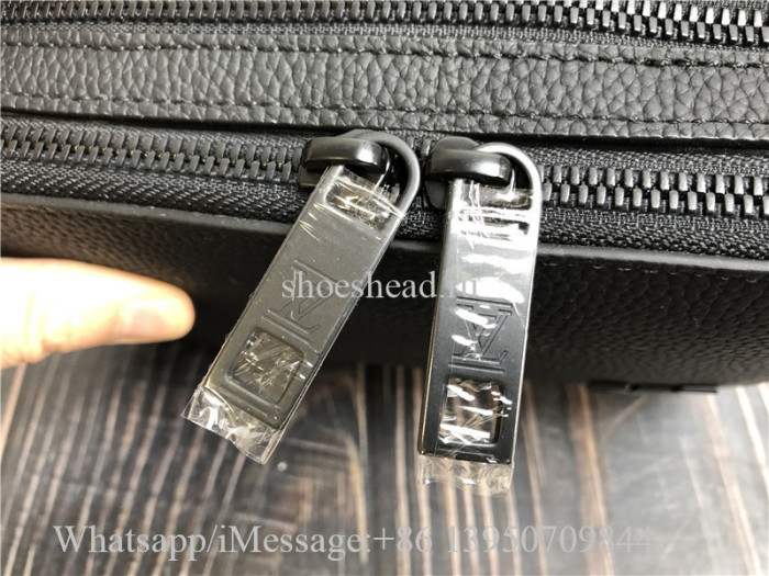 Original Louis Vuitton Alpha Wearable Wallet M59161