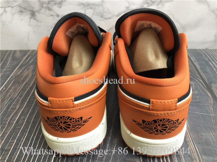 Air Jordan 1 Low SE Sport Spice