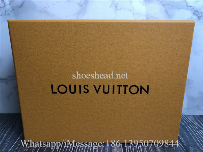 Louis Vuitton Trainer White Purple