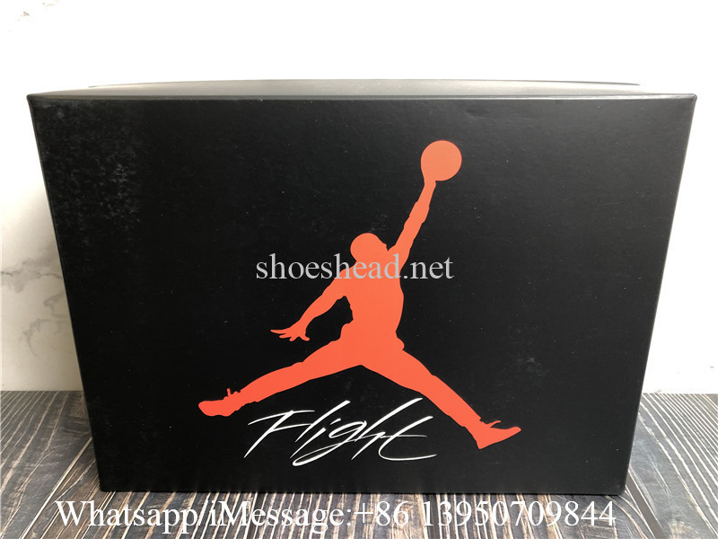 Air Jordan 4 Retro Cavs