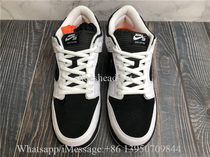 Nike SB Dunk Low Tightbooth