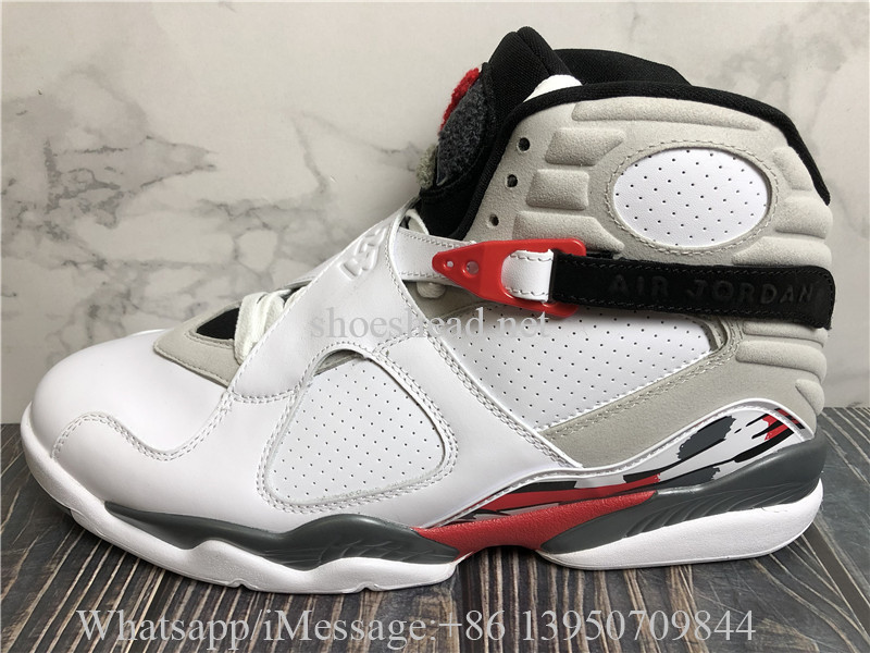Air Jordan 8 Retro Bugs Bunny Countdown Pack