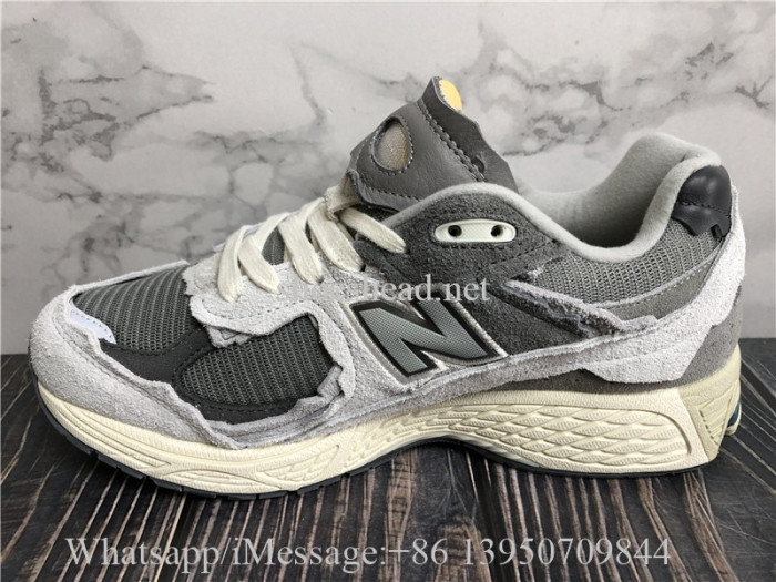 New Balance 2002R Protection Pack Sneaker