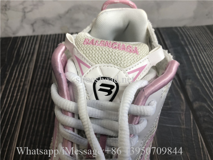 Balenciaga 700 Trainer Pink White