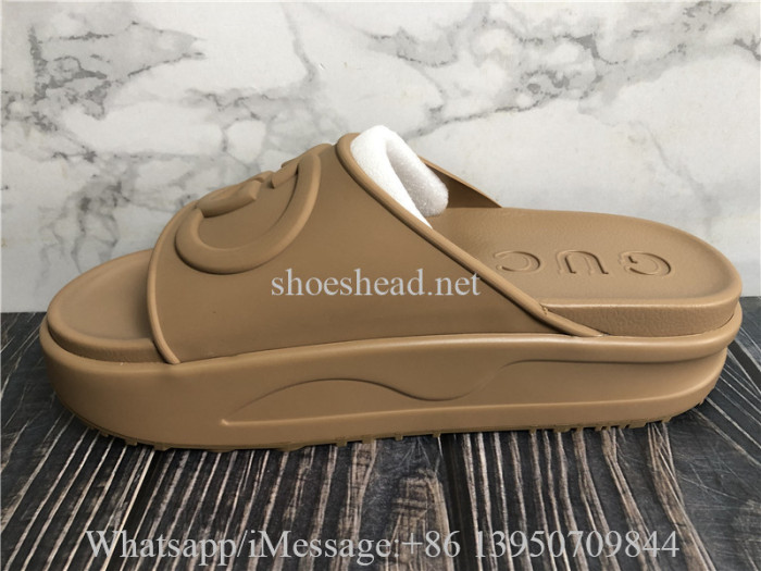 Gucci Women's Slide Sandal With Interlocking G Brown