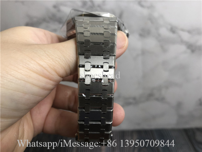 Audemars Piguet Royal Oak Offshore Havana Watch 02