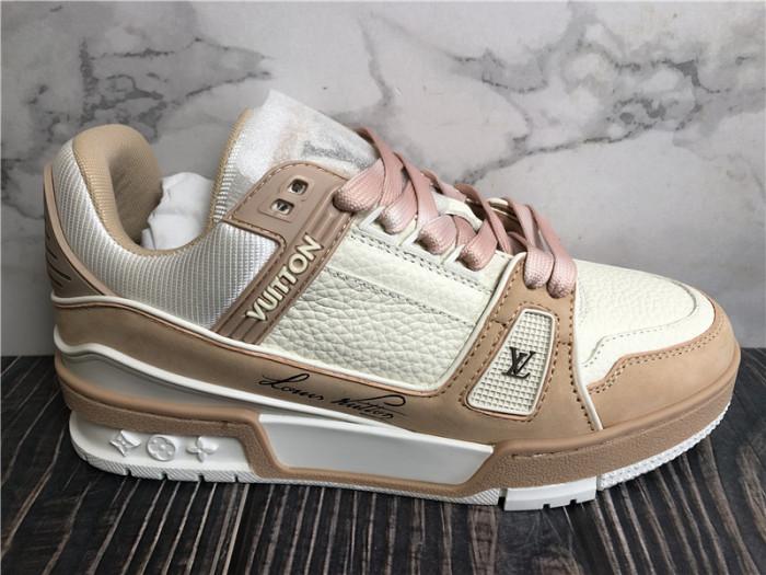 Louis Vuitton Trainer Rose