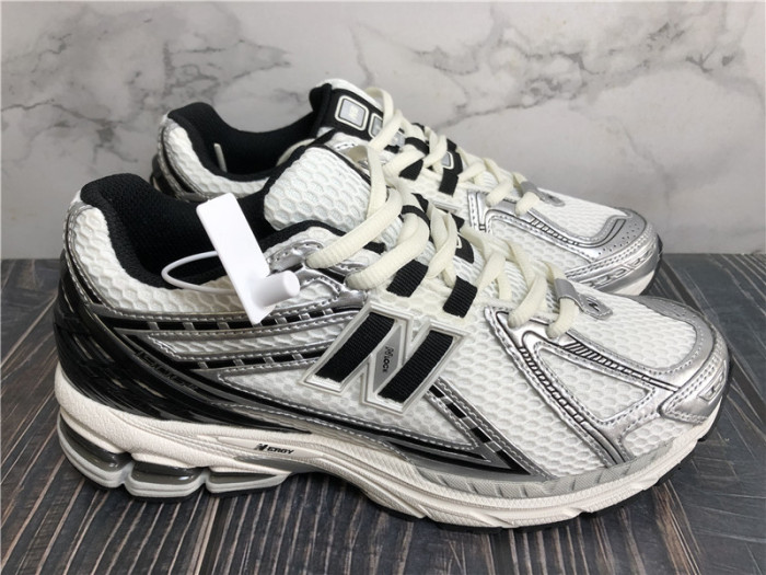 New Balance 1906R ER M1906RER Width D SILVER BLACK Lifestyle Shoes