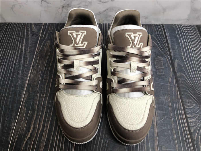 Louis Vuitton Trainer Taupe