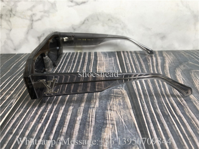 Louis Vuitton Sunglasses 30