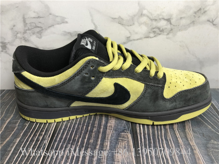 Supreme x Nike SB Dunk Low Camper Green