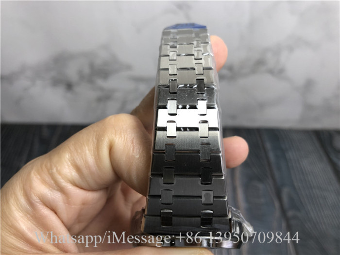 Audemars Piguet Royal Oak Offshore Havana Watch 03