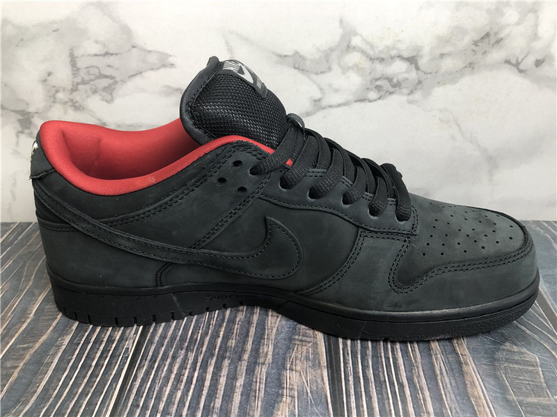 Supreme x Nike SB Dunk Low 94 Black Red