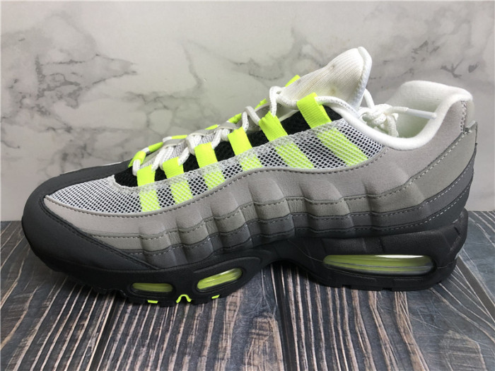 Nike Air Max 95 OG Neon