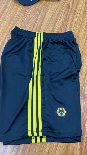 Wolves Home Shorts 20/21