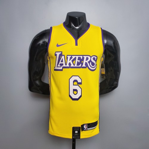 LeBron James Los Angeles Lakers 2020/21 Swingman Jersey Yellow