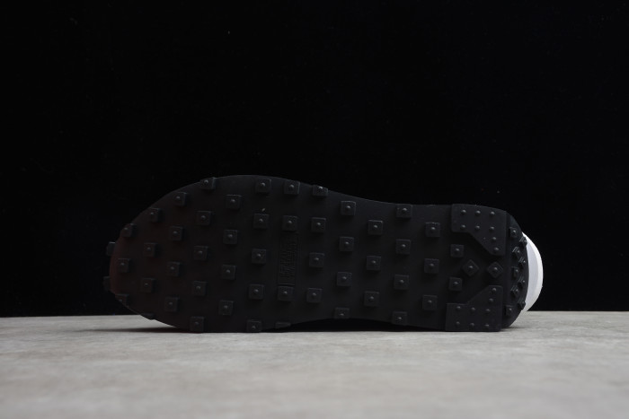 Nike LDWaffle Sacai Black/Black