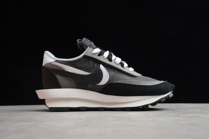 Nike LDWaffle Sacai Black/Anthracite-White