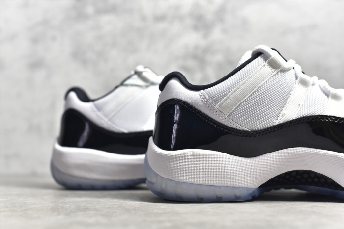 Air Jordan 11 Low “Concord” 528895-153