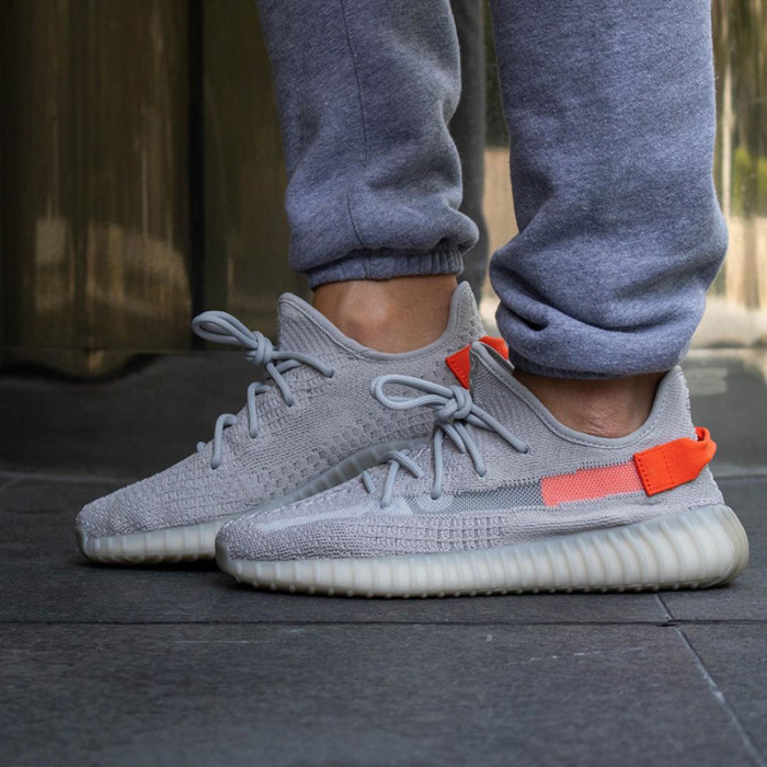 Yeezy Boost 350 V2 “Tail Light” 4.0 FX9017