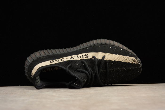 Yeezy Boost 350 V2 “Core Black-Copper” BY1605
