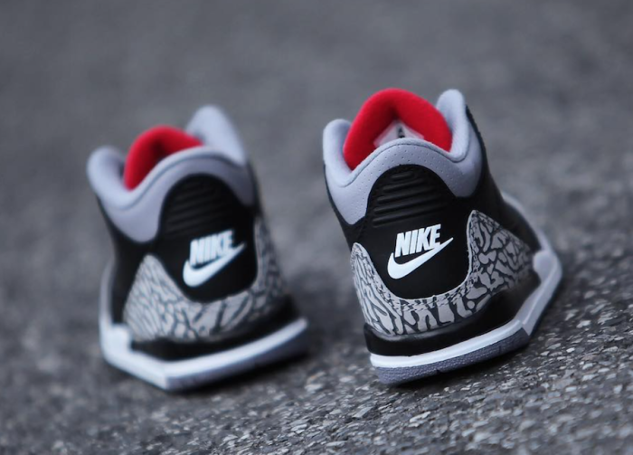 Air Jordan 3 OG “Black Cement” 854262-001