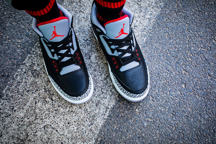 Air Jordan 3 OG “Black Cement” 854262-001