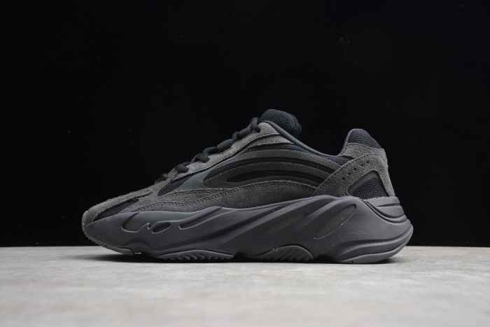 Yeezy 700 V2 Cool Black FU6684