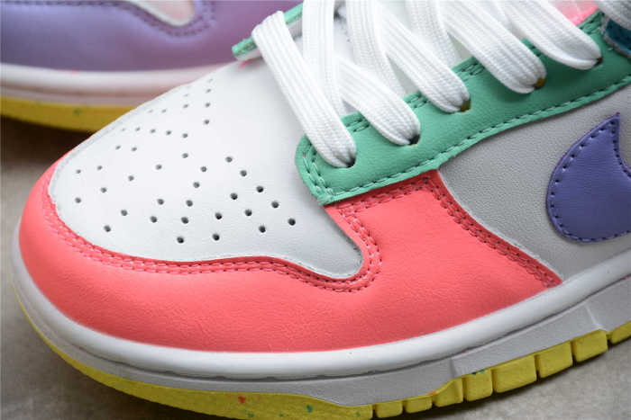 SB Dunk Low Easter White Green DD1872-100