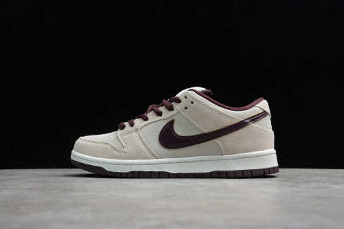 SB Dunk Low Pro Desert Sand Mahogany BQ6817-004