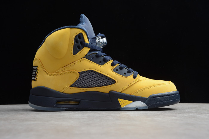 Air Jordan 5 Retro Michigan CQ9541-704